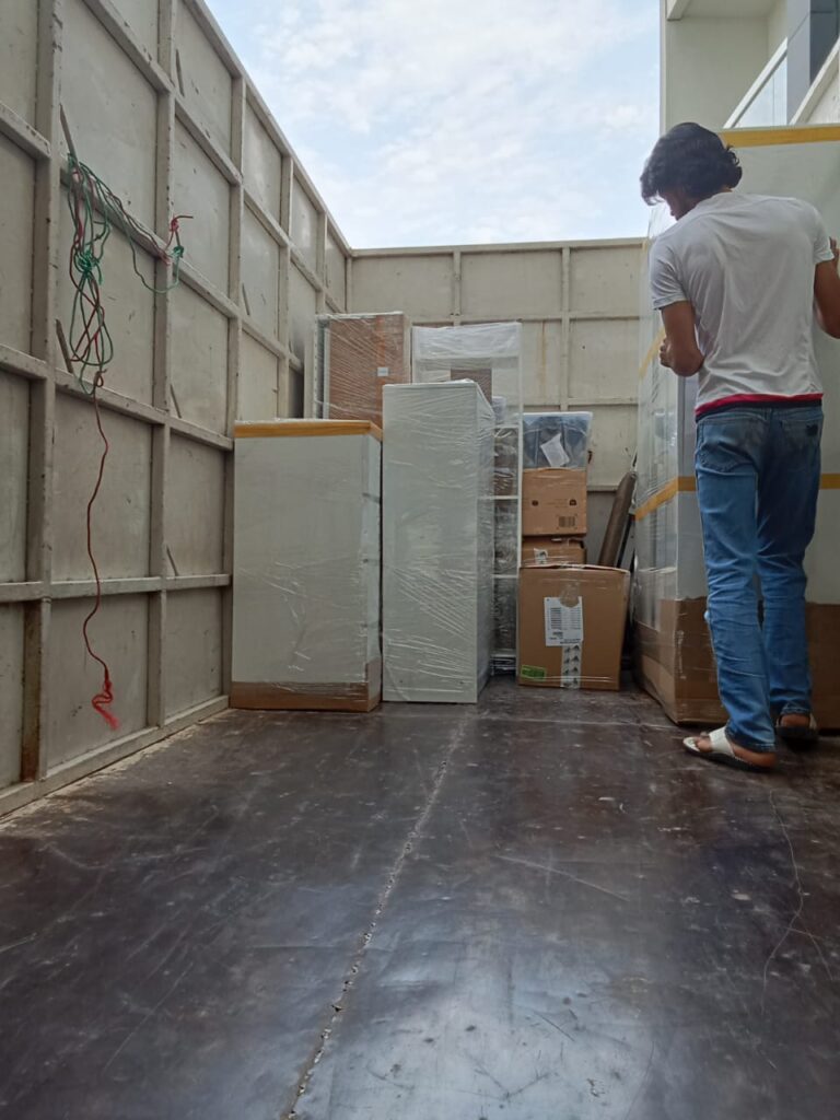 Funiture moving service UAE